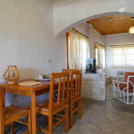 Helen House With View! Feriehus Magoula (Evia)